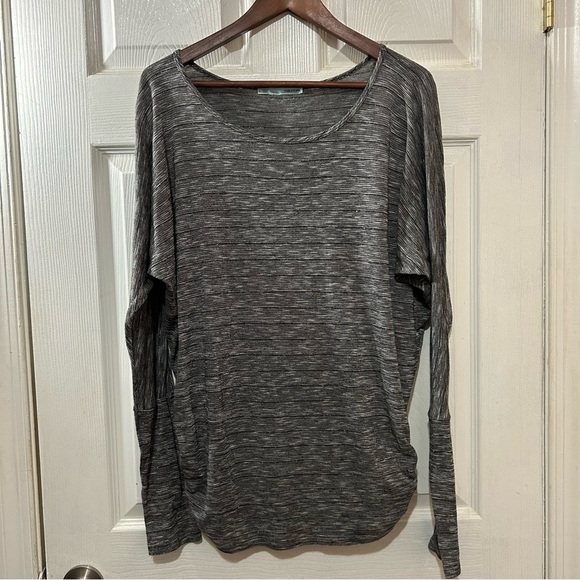 Maurice's Women's Top Shirt Metallic Silver Stripe Scrunched Sides Size Large - Picture 1 of 8